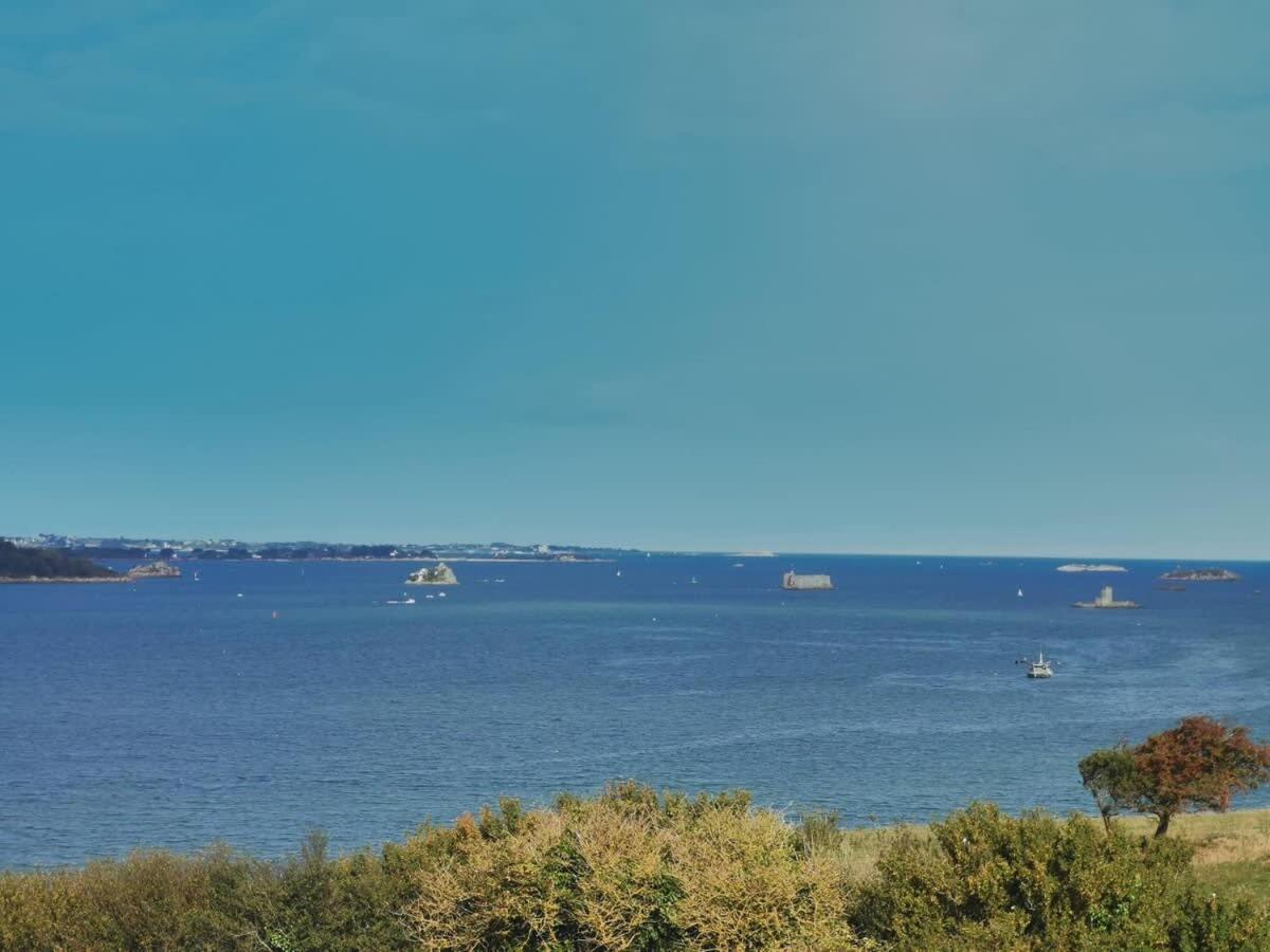 Kermartin - Maison De Famille Avec Vue Sur La Baie De Morlaix Plouézocʼh エクステリア 写真