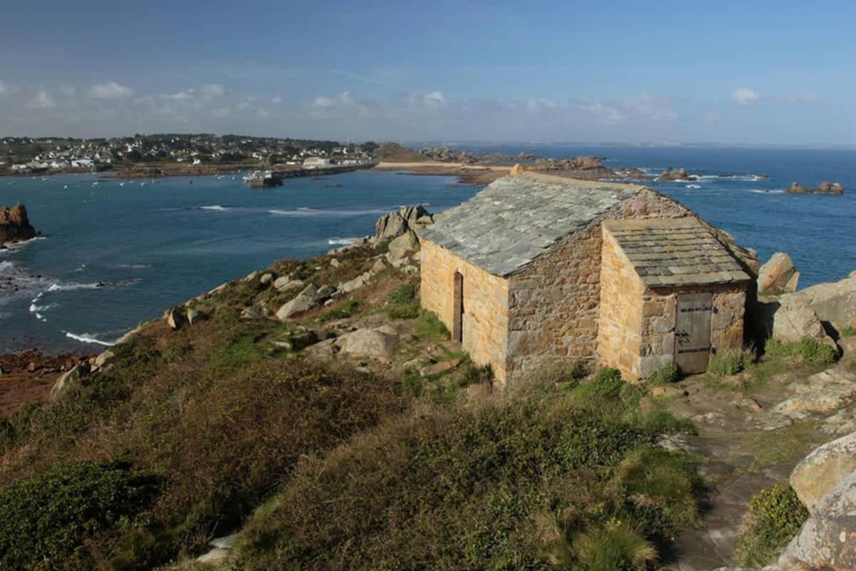 Kermartin - Maison De Famille Avec Vue Sur La Baie De Morlaix Plouézocʼh エクステリア 写真