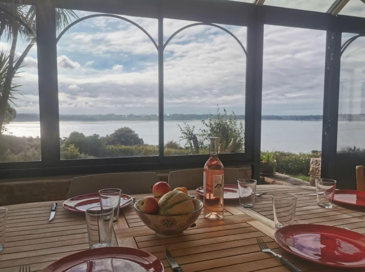 Kermartin - Maison De Famille Avec Vue Sur La Baie De Morlaix Plouézocʼh エクステリア 写真